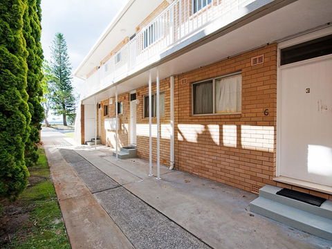 'Beachside' Shoal Bay, Unit 6 - Inverell Accommodation 0