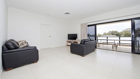'Ocean To Beach' Luxury Hide Away - Inverell Accommodation 3