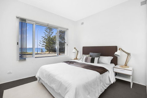 1 South Pacific - Inverell Accommodation 1