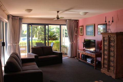 1/46 Lawson Street, Byron Bay - Nautilus - Inverell Accommodation 0