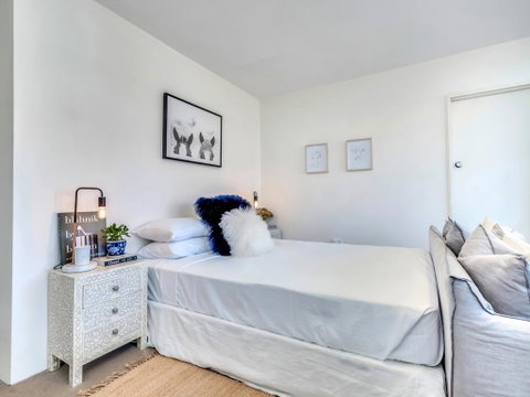 10 Barncleuth Square - Inverell Accommodation 3