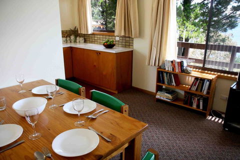 11 Townsend Street, Jindabyne - Inverell Accommodation 0