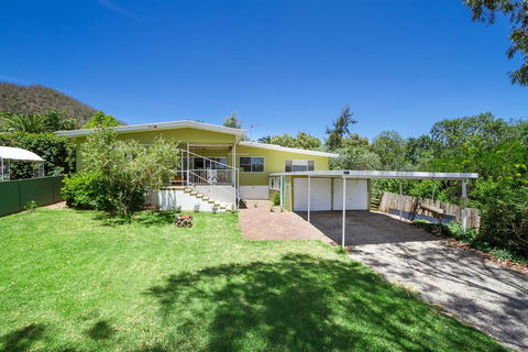 117 Fitzroy Street - Inverell Accommodation 1