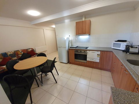 18 Lakeview Plaza - Inverell Accommodation 2