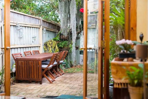 2 Bed Renovated Terrace - Erskinville - Inverell Accommodation 0