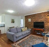 2 Bedroom St Lucia Apartment close to UQ and CityCat - Inverell Accommodation