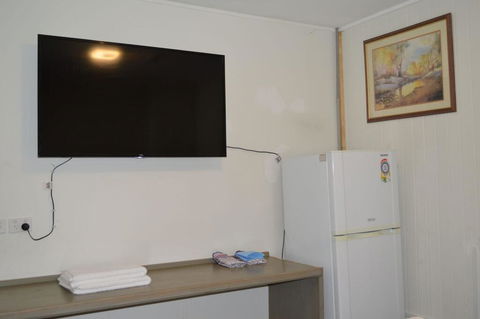 2 Lakeview Plaza - Inverell Accommodation 1