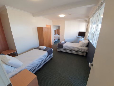 20 Lakeview Plaza - Inverell Accommodation 3