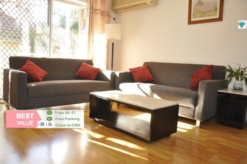 230M Hurstville Station Apartment - Inverell Accommodation 0