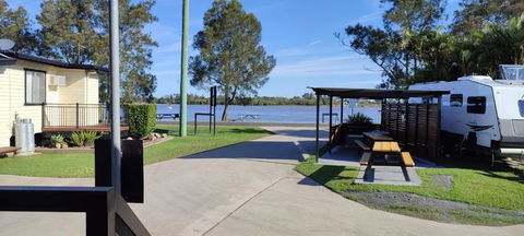 Browns Rocks Caravan Park - Inverell Accommodation 0