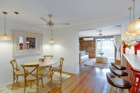 D-Bali Retreat - Inverell Accommodation 4