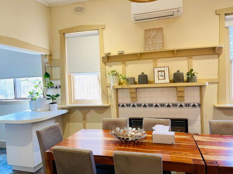 D103 Lemon Tree House - Inverell Accommodation 3