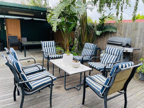 D103 Lemon Tree House - Inverell Accommodation 0