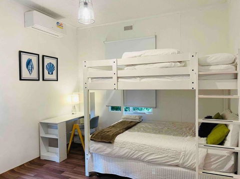 D123 Super Sun Shine Stay - Inverell Accommodation 1