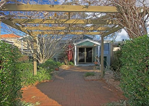 Denham Avenue Whole House Beachside Escape - Inverell Accommodation 0