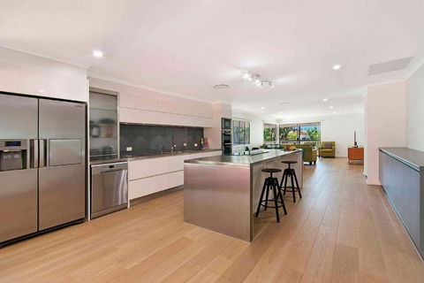 Depper St Beautifully Renovated Beach House - Inverell Accommodation 0