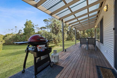 Despatch - Waterfront Retreat - Inverell Accommodation 2
