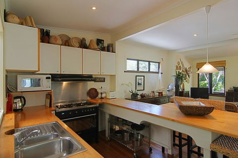 28 Childe Street, Byron Bay - Banaba - Inverell Accommodation 3
