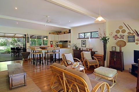 28 Childe Street, Byron Bay - Banaba - Inverell Accommodation 0