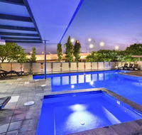 3br Stylish Apt CBD River  City Views SpaSaunaPoolNetflix - Inverell Accommodation