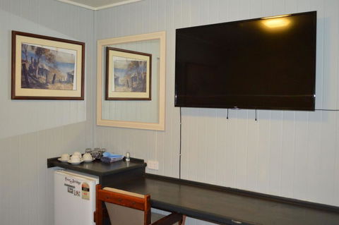 5 Lakeview Plaza - Inverell Accommodation 1