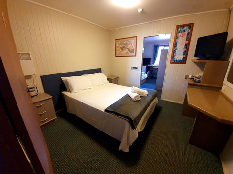 6 Lakeview Plaza - Inverell Accommodation 0