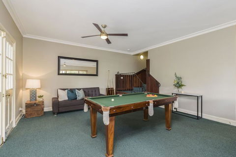 65 Main Guesthouse - Inverell Accommodation 3