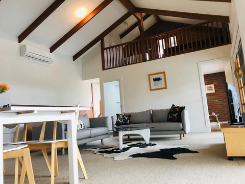 A Home Amongst The Gum Trees - Inverell Accommodation 1