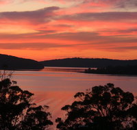 A Lakehouse Escape - Inverell Accommodation