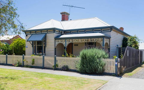 Abaleen House - Inverell Accommodation 0