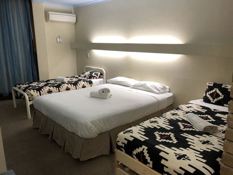 Abel Tasman Waterfront Motel - Inverell Accommodation 2