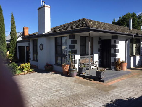 Abode33 - Inverell Accommodation 1