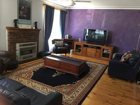 Abode33 - Inverell Accommodation 0