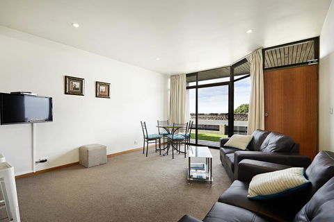 Accommodation Portland Victoria - Inverell Accommodation 1