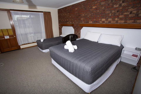 Donald Motor Lodge - Inverell Accommodation 4