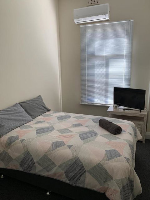 Donnybrook Hotel WA - Inverell Accommodation 4