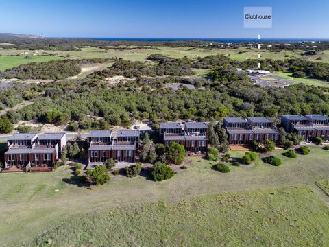 DREW Golfers Delight Close To St Andrews Beach - Inverell Accommodation 2