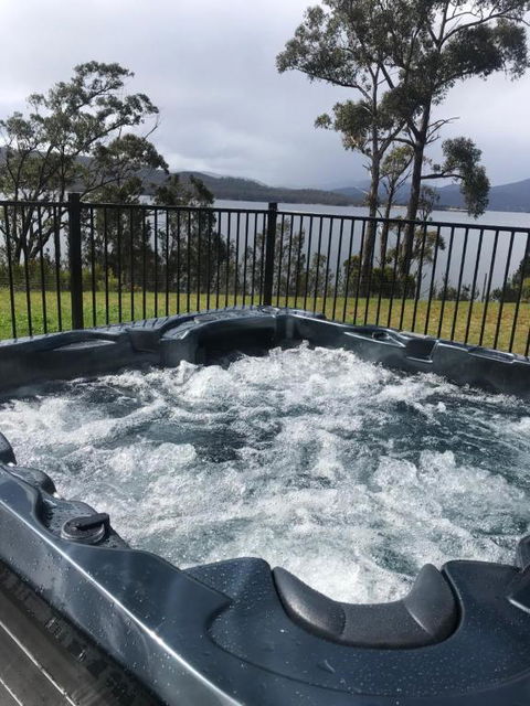 Fairwinds Tasmania - Inverell Accommodation 3