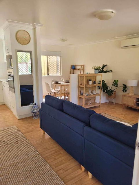 G&R Beach Cottage - Inverell Accommodation 2