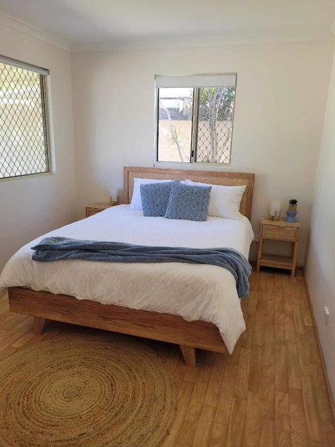 G&R Beach Cottage - Inverell Accommodation 1