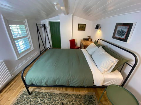Gable House - Inverell Accommodation 2