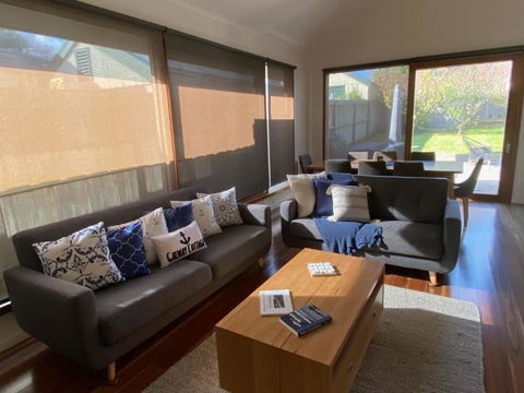 GALWAY COTTAGE - Inverell Accommodation 0