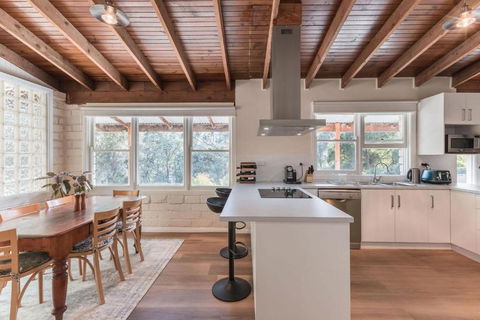GANGURRU - Inverell Accommodation 0