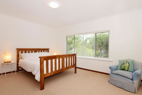 GERR14C - Salty Dog - Inverell Accommodation 4