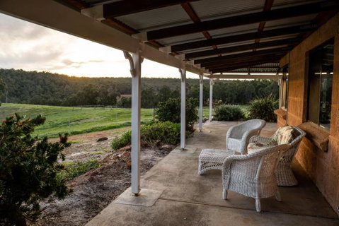 Glen Mervyn Lodge - Inverell Accommodation 3