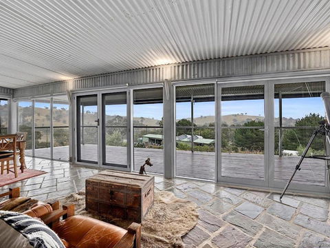 Golden Ash Grove Eco Farm - Inverell Accommodation 1