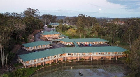 Golf Club Motor Inn Wingham - Inverell Accommodation 0