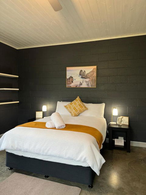 GORGE Chocolates Farmhouse - Inverell Accommodation 0