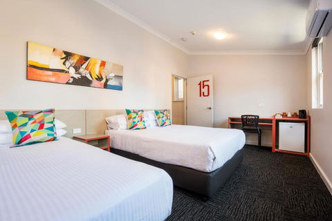 Granville Hotel - Inverell Accommodation 2