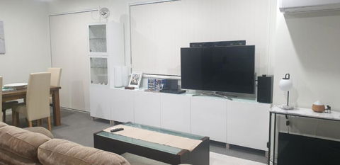 GREENWAY WATERS 2 Bed Apartment - Inverell Accommodation 4